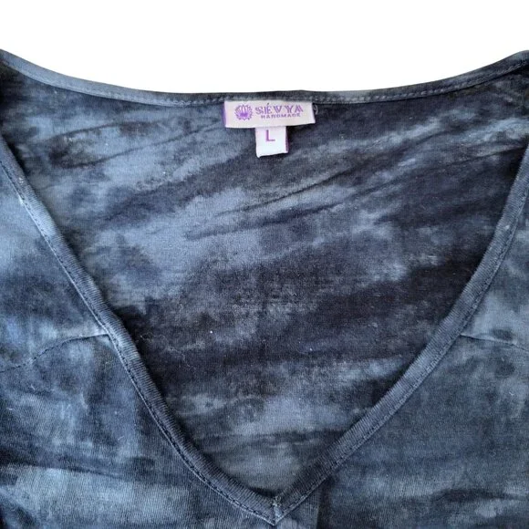 Sevya Handmade Tie-Dye V-Neck Asymmetrical Hem Tunic Top L Bundle of Two - Picture 6 of 10
